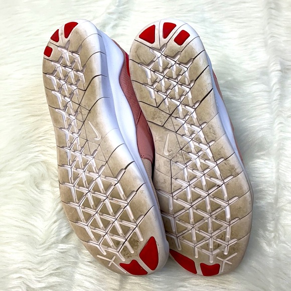 ❤️NIKE RUNNING SHOE❤️ - Picture 6 of 6